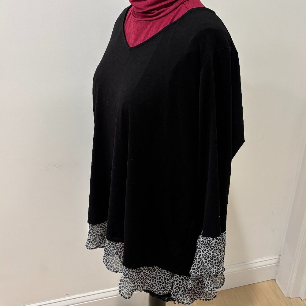 Black Susan Graver Liquid Knit tunic, leopard trim, XL 🎁 Sale 2/$40, 3/$48 🎁